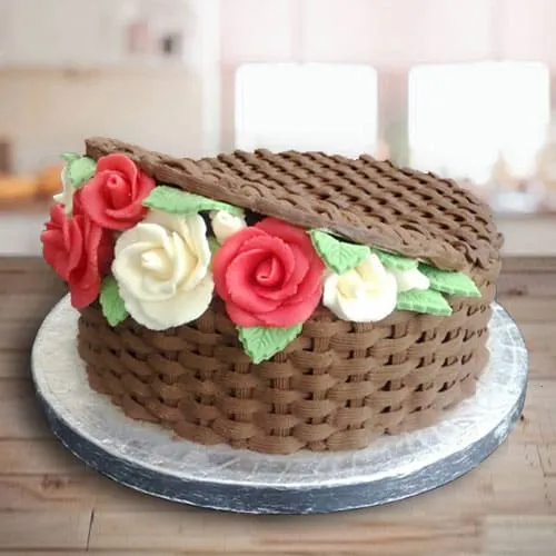 Cake Basket Madeira Slab Cake | Muffins & Mini Bites | Iceland Foods