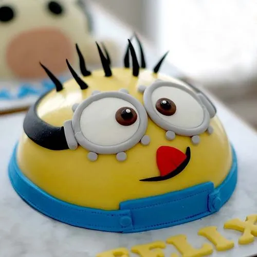 Cake Smash Balloon Decoration