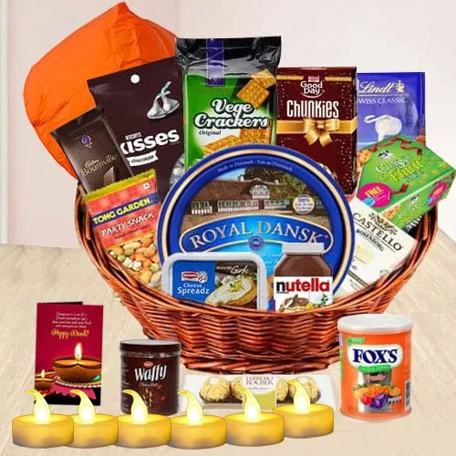 12% OFF on Chocholik Gift Box - Sweet Chocolate Amazing Belgium Chocolate  Box with 24pc on Amazon | PaisaWapas.com